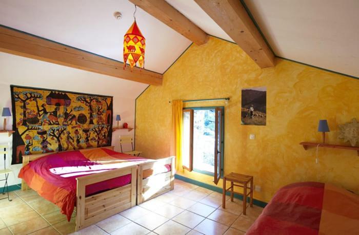 Le Mas Franc Bed and Breakfast Enveitg Esterno foto